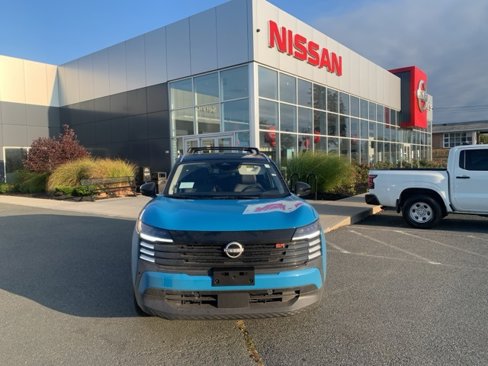 New 2026 Nissan Kicks SR w/ SR Premium Package image 2