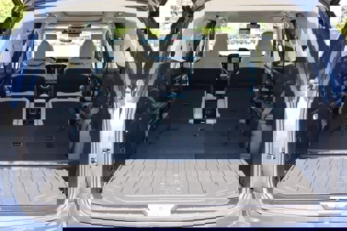 New 2025 Subaru Ascent Limited image 18