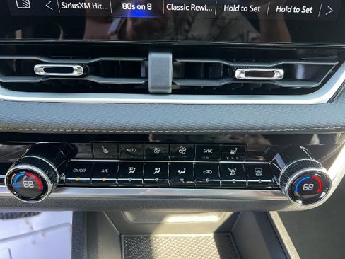 New 2026 Chevrolet Equinox LT w/ Convenience Package II image 22