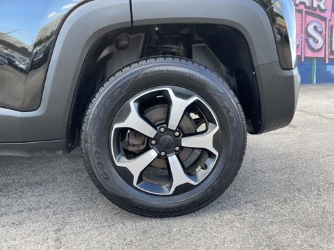 Certified 2020 Jeep Renegade Trailhawk w/ Cold Weather Group image 11