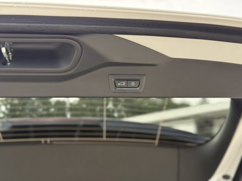New 2026 BMW X5 sDrive40i image 18