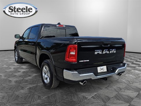 New 2026 RAM 1500 2WD Crew Cab image 3