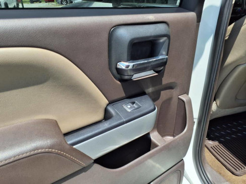 Used 2015 Chevrolet Silverado 1500 LTZ Z71 w/ LTZ Plus Package image 6