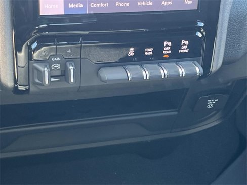 New 2026 RAM 2500 Tradesman image 25