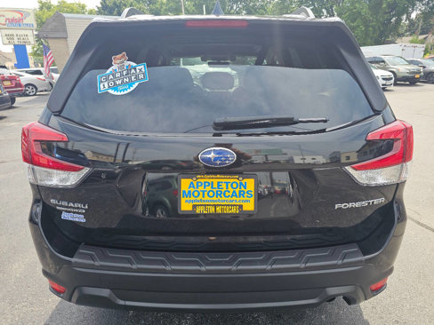 Used 2019 Subaru Forester Premium image 8