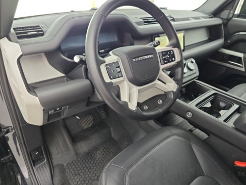 Certified 2024 Land Rover Defender 110 X-Dynamic SE image 15