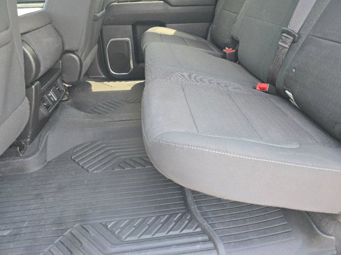 Used 2024 Chevrolet Silverado 2500 LT image 19