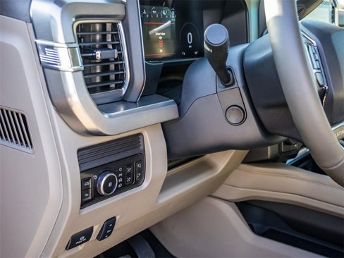 Used 2025 Ford F450 Platinum w/ Platinum Plus Package image 37