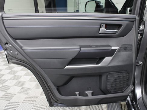 Used 2025 Toyota Sequoia Platinum image 67