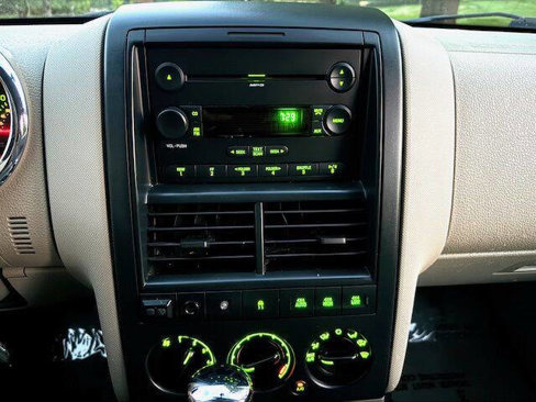 Used 2006 Ford Explorer XLS image 13