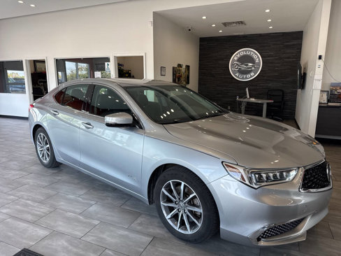 Used 2019 Acura TLX image 3