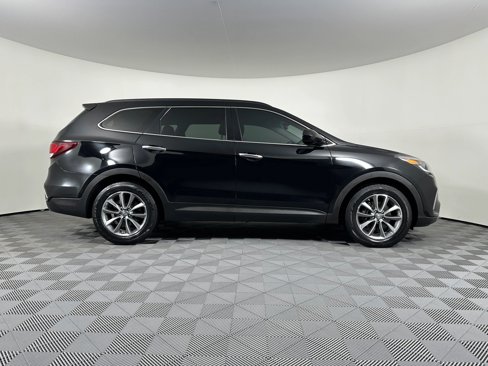 Used 2017 Hyundai Santa Fe SE image 7