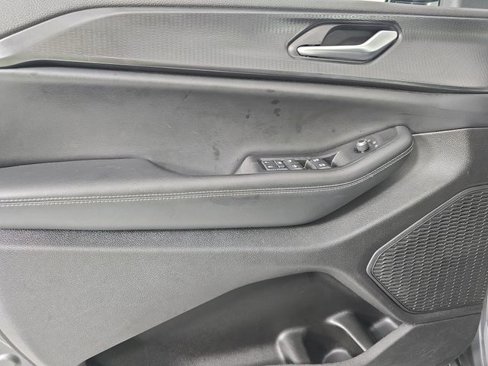 Used 2023 Jeep Grand Cherokee L Laredo image 4