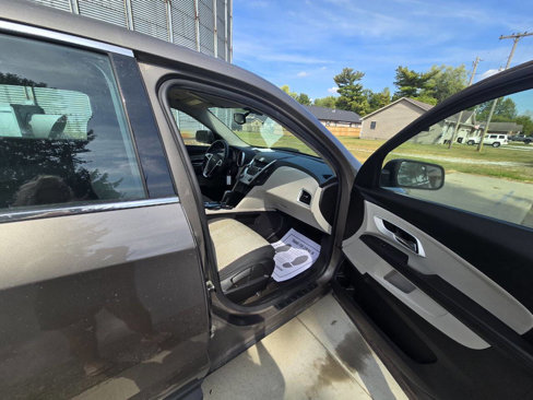 Used 2010 Chevrolet Equinox LS image 10