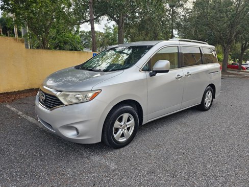 Used 2016 Nissan Quest SV image 1