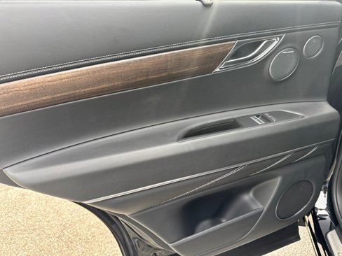 Used 2025 Genesis GV80 2.5T Prestige image 19