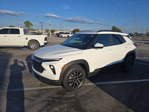 Used 2024 Chevrolet TrailBlazer ACTIV w/ Convenience Package image 1
