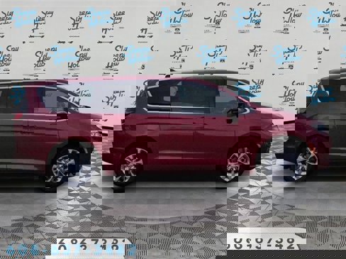 New 2026 Chrysler Pacifica Select image 4