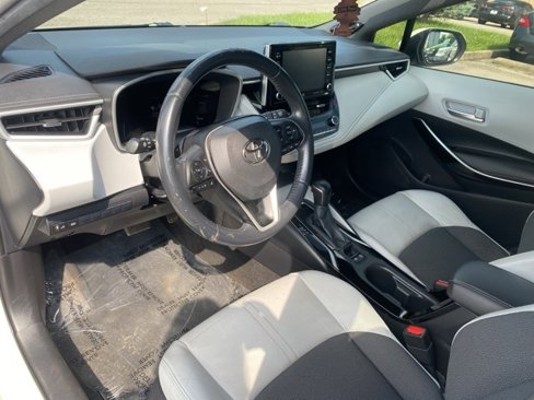 Used 2019 Toyota Corolla XSE image 8