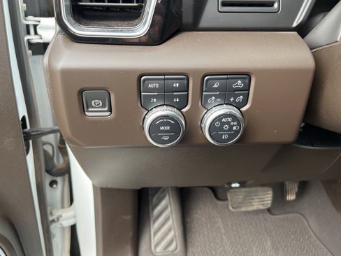 Used 2022 GMC Sierra 1500 Denali image 14