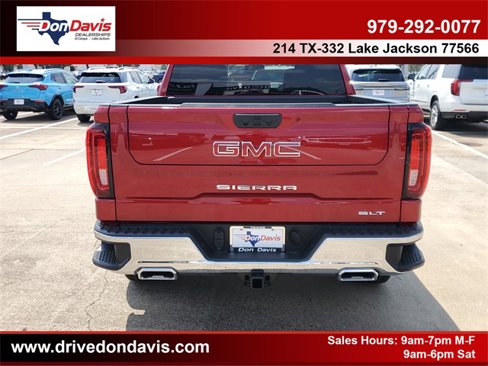 New 2026 GMC Sierra 1500 SLT image 4