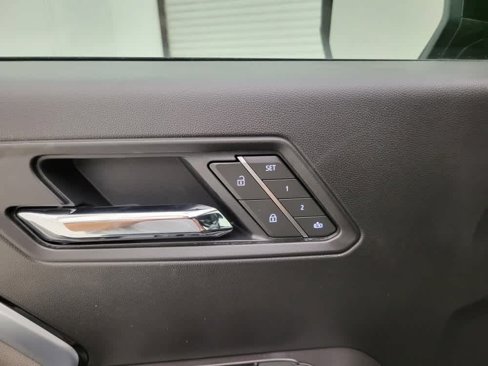 New 2025 Chevrolet Colorado ZR2 w/ Technology Package image 36