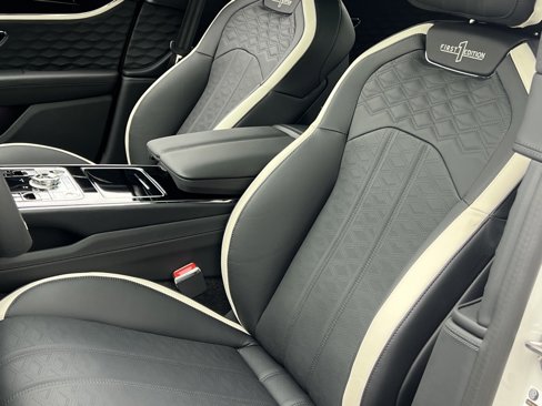 New 2025 Bentley Flying Spur Plug-In Hybrid image 17