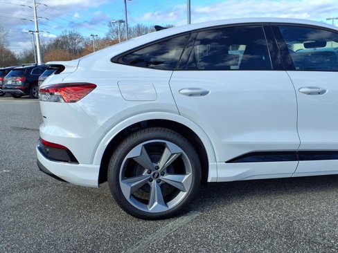 New 2025 Audi Q4 e-tron Premium Plus image 3