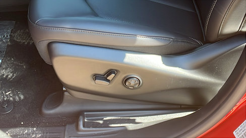New 2026 Chrysler Voyager LX image 18