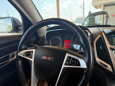 Used 2017 GMC Terrain SLE w/ Convenience Package image 32