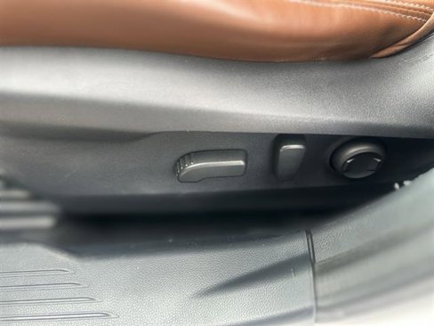 Used 2020 Subaru Outback Touring XT image 37