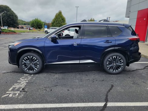 New 2026 Nissan Rogue Platinum image 8