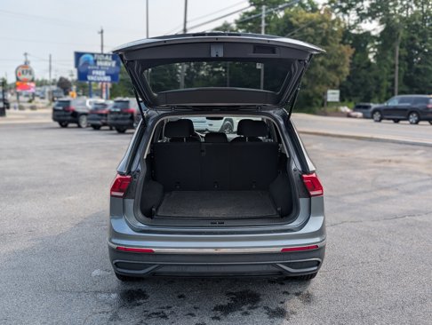 Used 2022 Volkswagen Tiguan S image 30