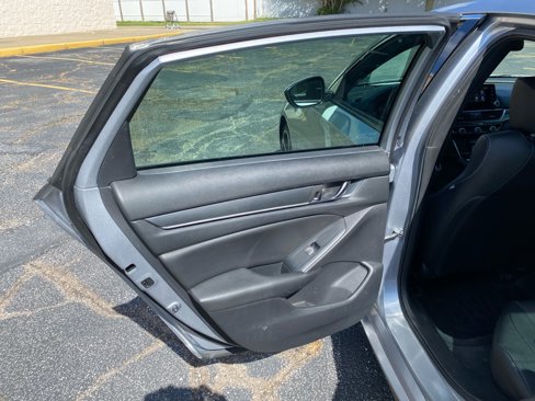 Used 2019 Honda Accord Sport image 18