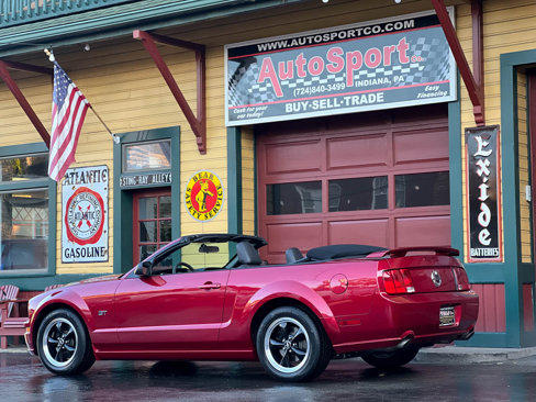 Used 2005 Ford Mustang GT Premium image 15