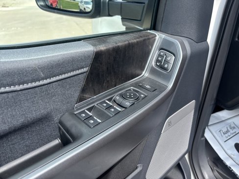 New 2025 Ford F350 Lariat w/ Chrome Package image 16