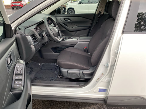 New 2026 Nissan Rogue S image 13