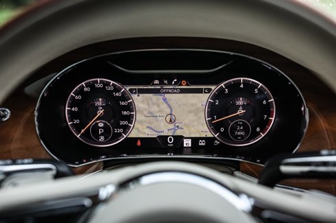 Used 2024 Bentley Continental GT image 9