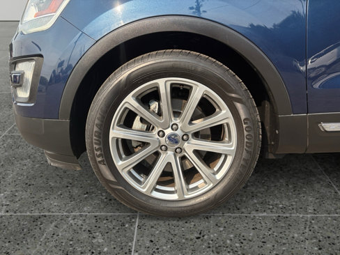 Used 2017 Ford Explorer Limited image 38