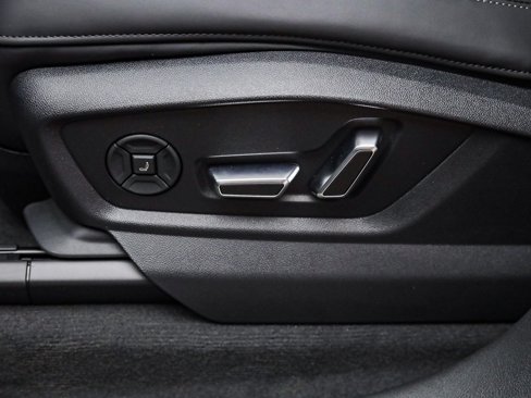 New 2025 Audi Q8 Prestige image 23