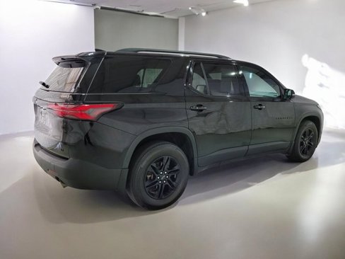 Used 2022 Chevrolet Traverse LT image 24
