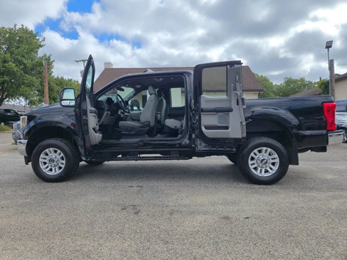 Used 2019 Ford F250 XL w/ STX Appearance Package image 5