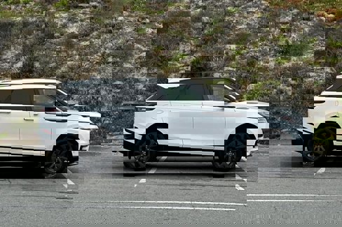 Used 2018 Land Rover Range Rover Velar R-Dynamic SE image 6