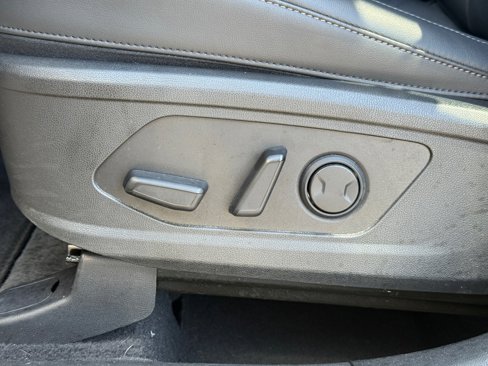 Certified 2022 Kia Sorento SX image 12
