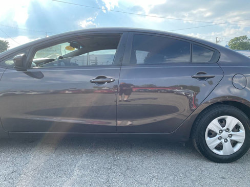 Used 2018 Kia Forte LX image 8