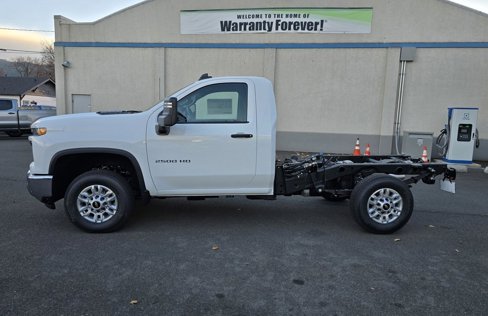 New 2025 Chevrolet Silverado 2500 W/T w/ WT Convenience Package image 5