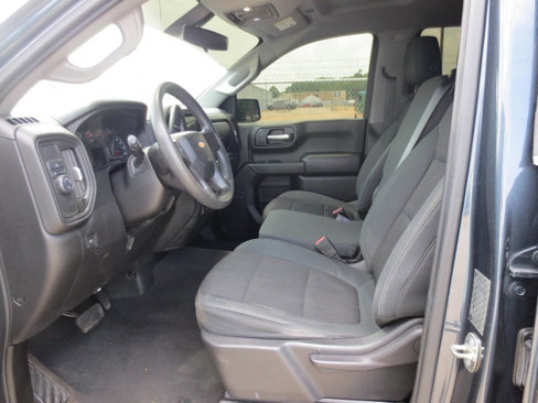 Used 2019 Chevrolet Silverado 1500 Custom w/ Custom Value Package image 6