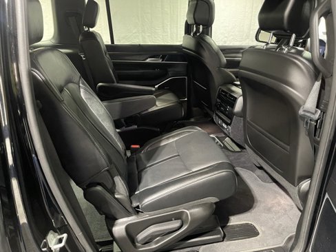 Used 2023 Jeep Wagoneer Series II w/ Convenience Group I image 27