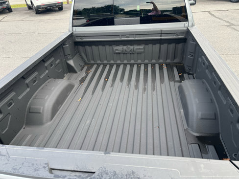 Used 2025 GMC Sierra 3500 Denali w/ Denali Reserve Package image 15