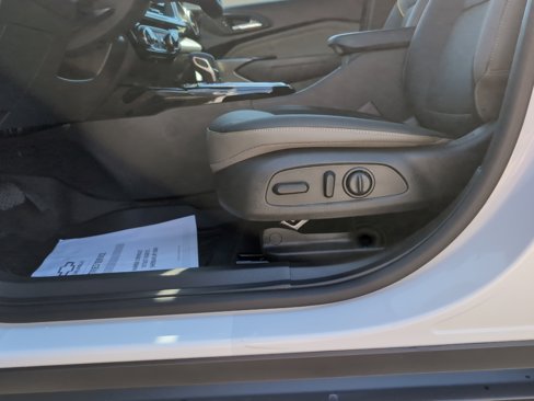 New 2025 Chevrolet Trax ACTIV w/ Driver Confidence Package image 23